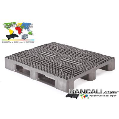 Stack-100x120-h16-S3-CP1-Grid-HD-Q-U - Pallet Sovrapponibile 100x120 robusto con pianale grigliato, a 3 slitte o Binari, in Plastica, idoneo alle grosse portate. Consentito ai Lavori Pesanti e Frequenti per la logistica. Peso Tara 20 Kg.